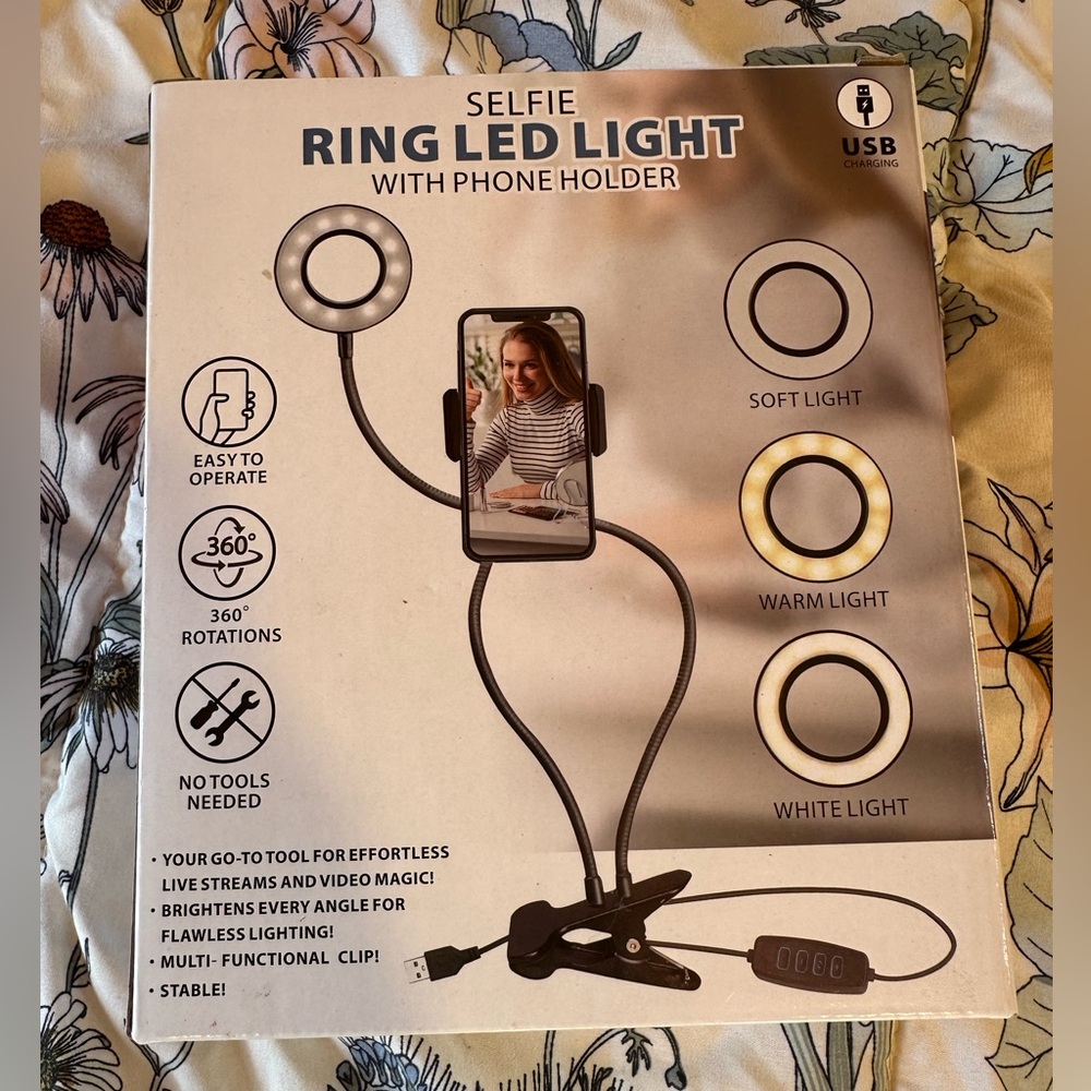 Selfie led light new never opened